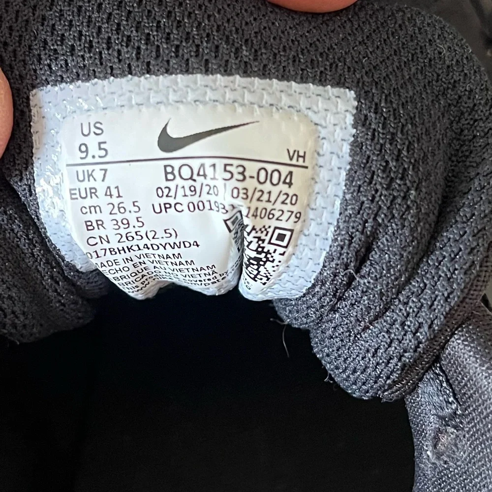 Nike minor normal